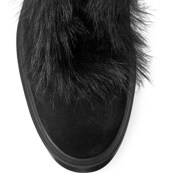 Stuart Weitzman Gwendy Black Suede Fur Boots 7 - Picture 6 of 6